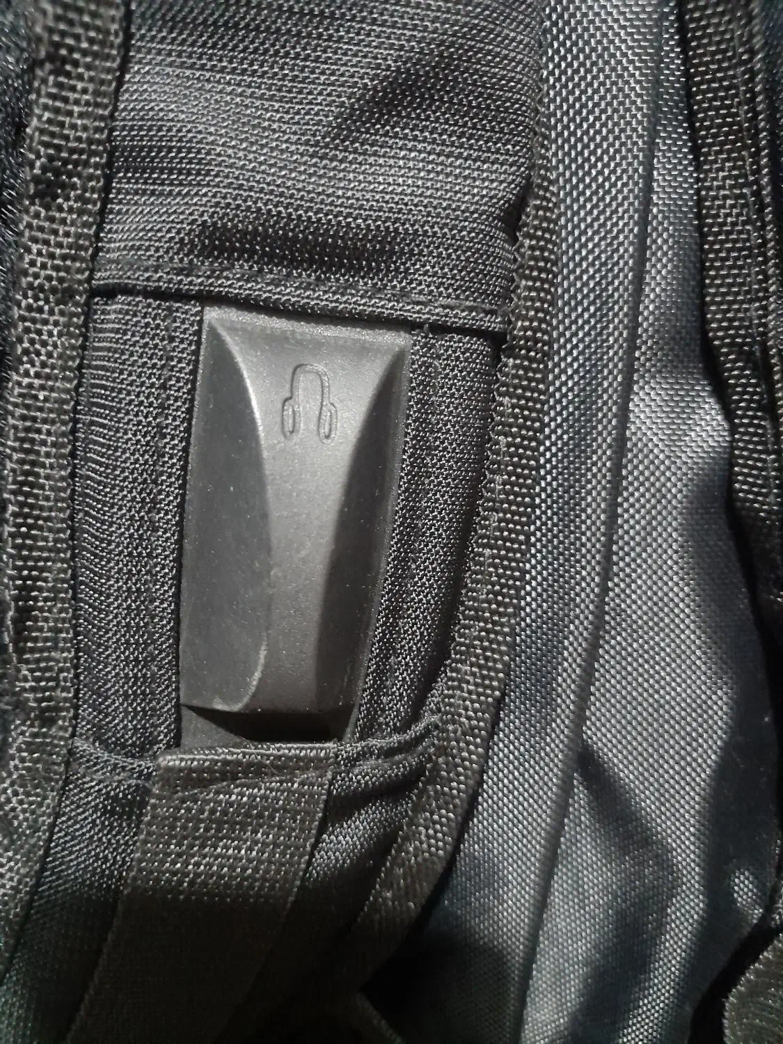 کوله پشتی نو نو با جای تبلت و شارژر سر خود|کیف، کفش، کمربند|هشتگرد, شهرک بوستان|دیوار