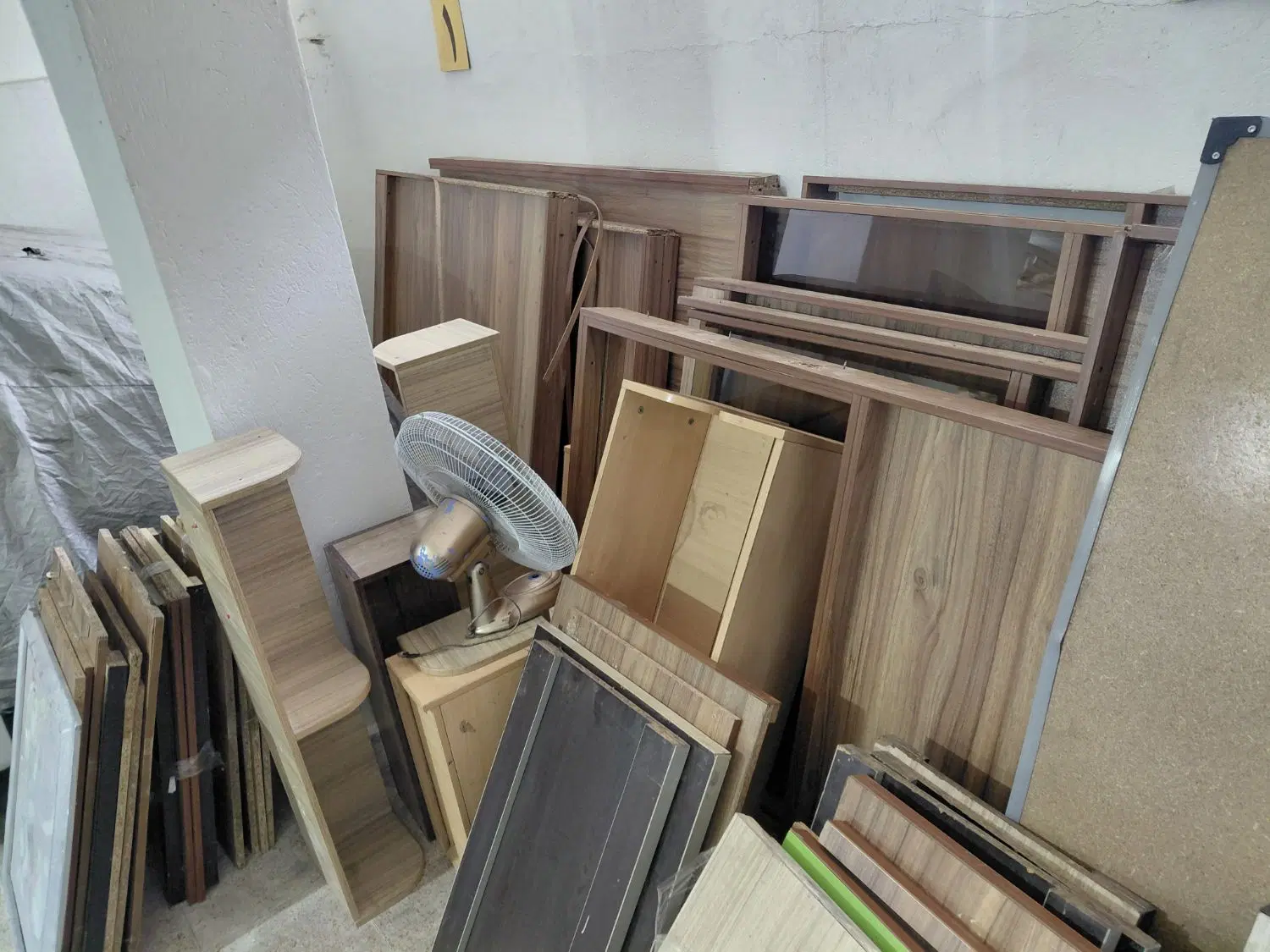 چوب،MDF،پارتیشن،میز|کتابخانه، شلف، قفسههای دیواری|تهران, نیلوفر|دیوار