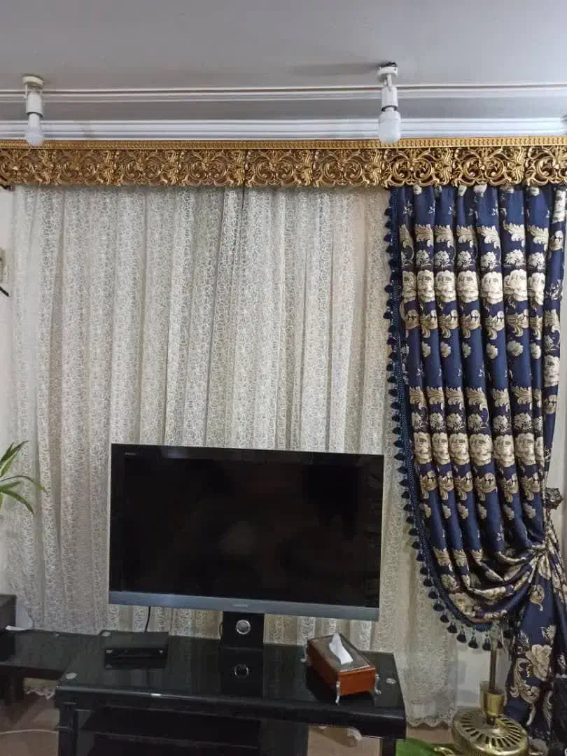 پرده و تور ترک همراه با کتیبه|پرده، رانر، رومیزی|شاهین‌شهر, خانه کارگر|دیوار