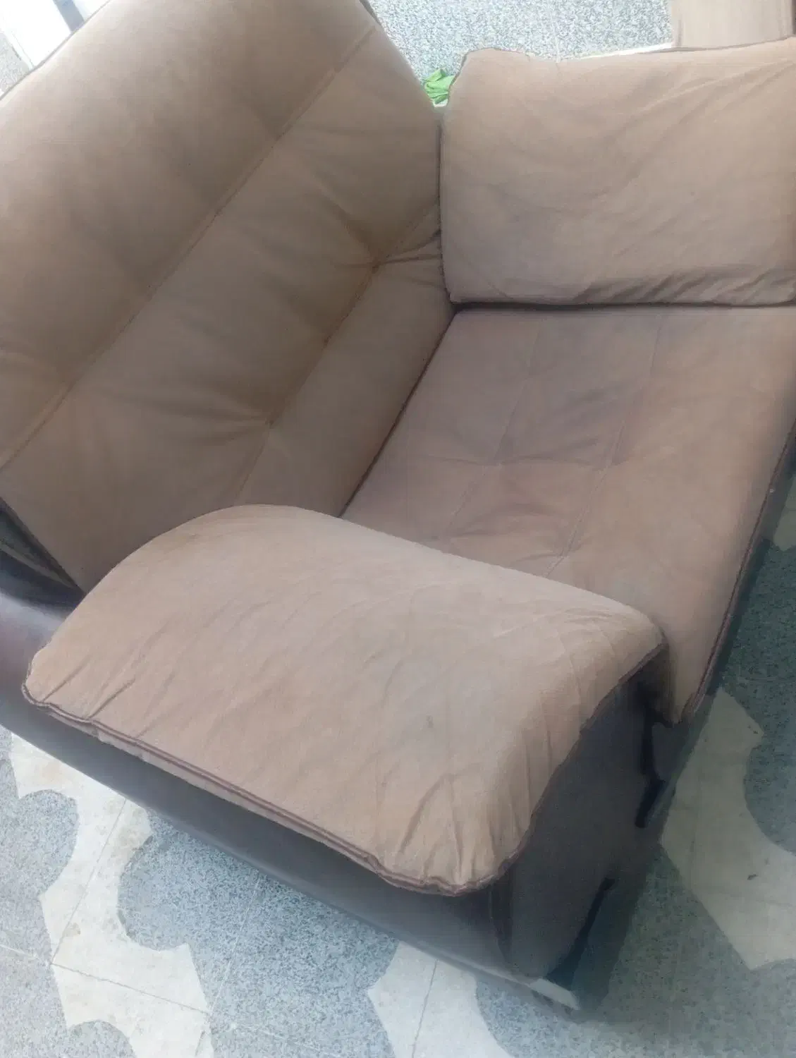 مبل 7نفره|مبلمان خانگی و میز عسلی|شیراز, شهدای شهرک سعدی|دیوار