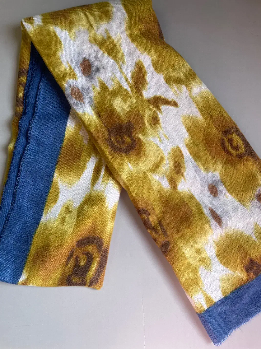 شال موهر نازک|لباس|آمل, |دیوار