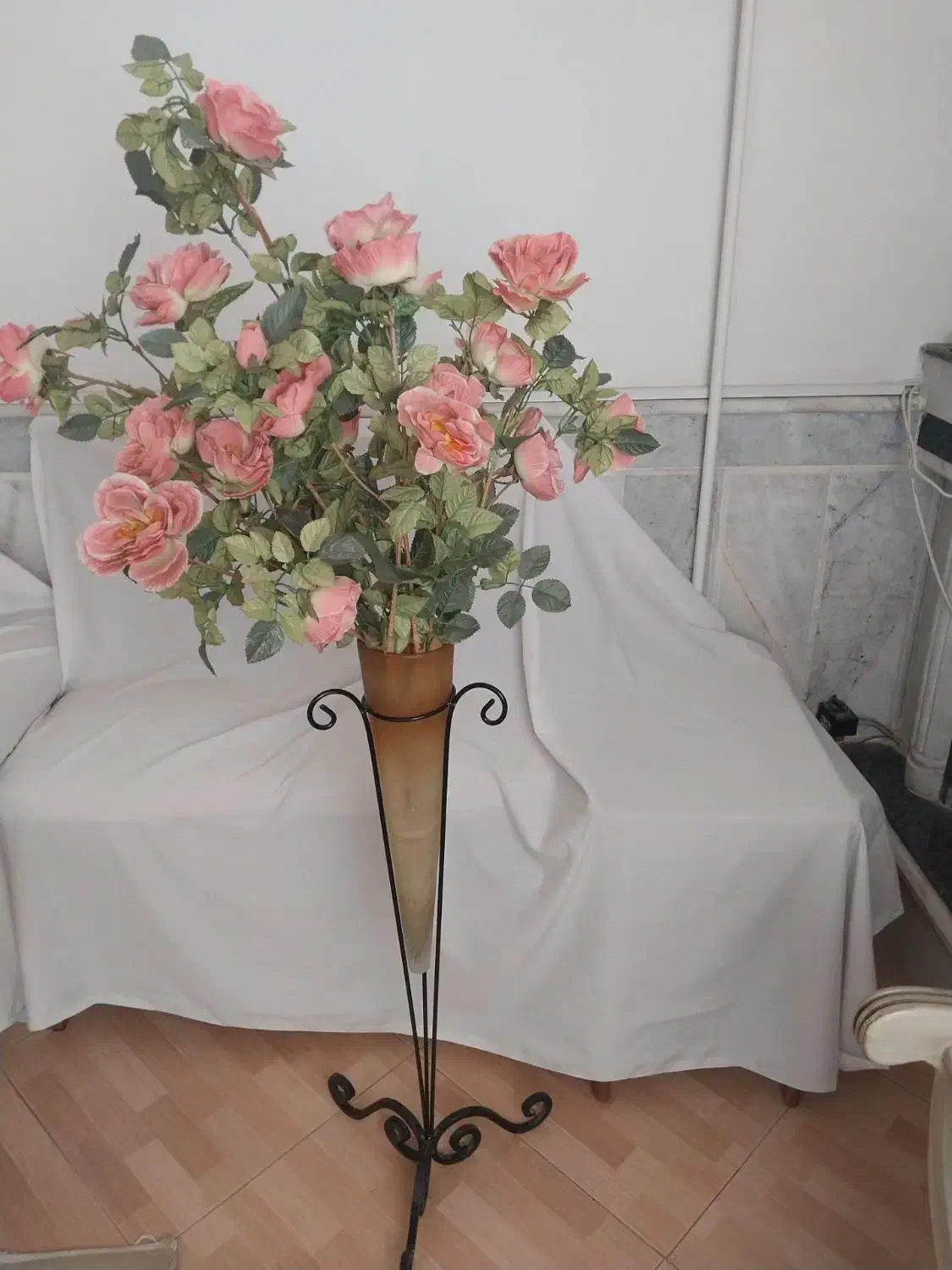 گل مصنوعی پابه دار و رو میزی|گل مصنوعی|نیشابور, شهرک ولیعصر|دیوار