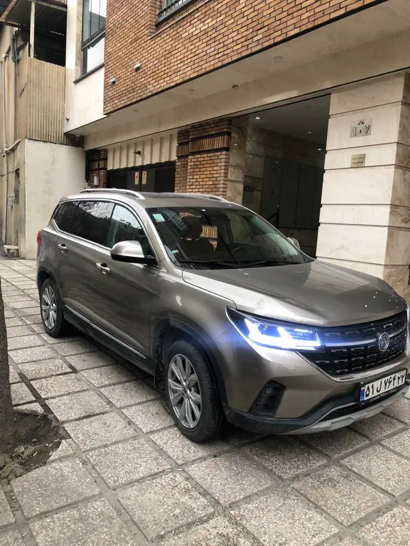 T5 مدل 402|خودرو سواری و وانت|تهران, چیتگر جنوبی|دیوار