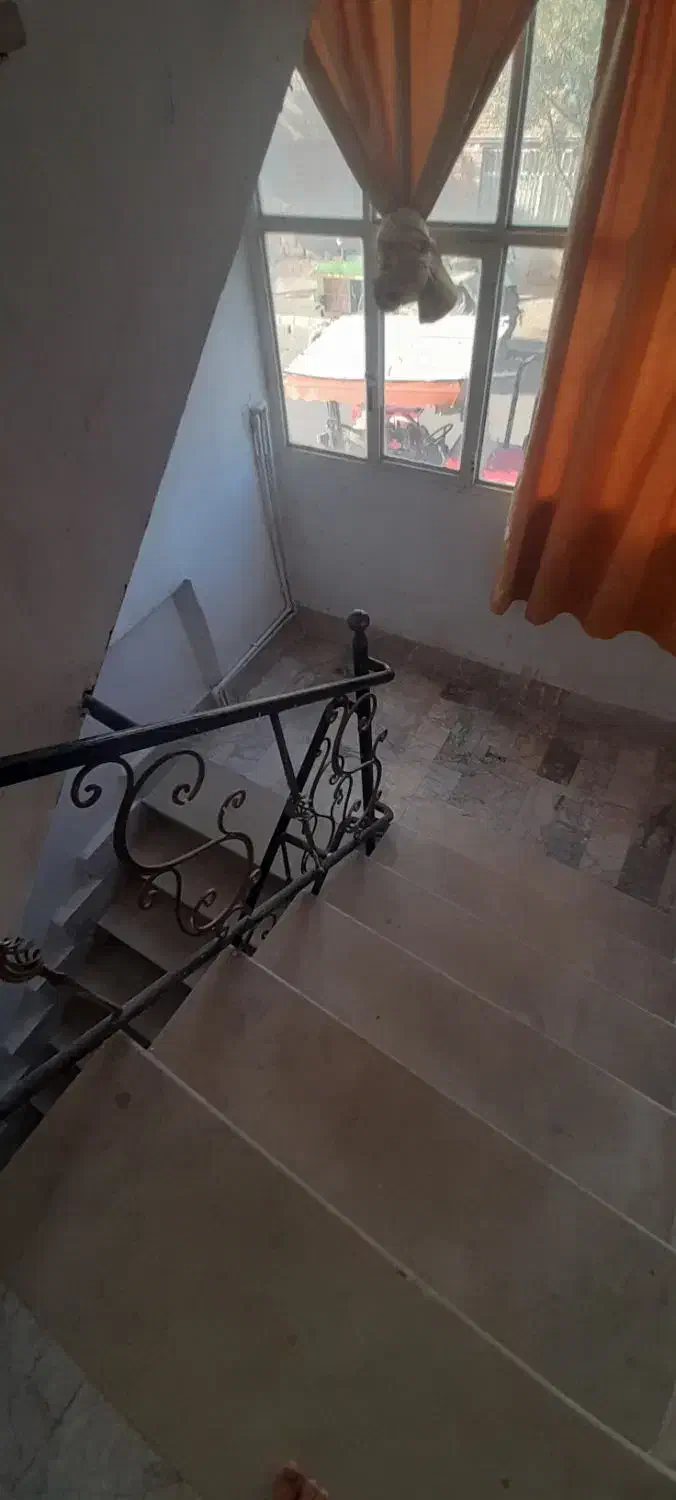 فروش یک دستگاه خانه دوطبقه سند ۶دانگ تجاری فریمان|فروش خانه و ویلا|فریمان, |دیوار