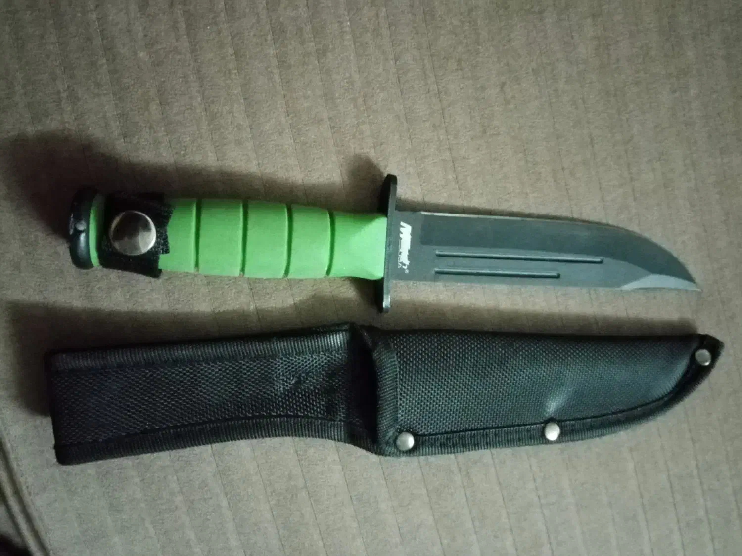 چاقو شکاری|کوهنوردی و کمپینگ|آزادشهر, |دیوار