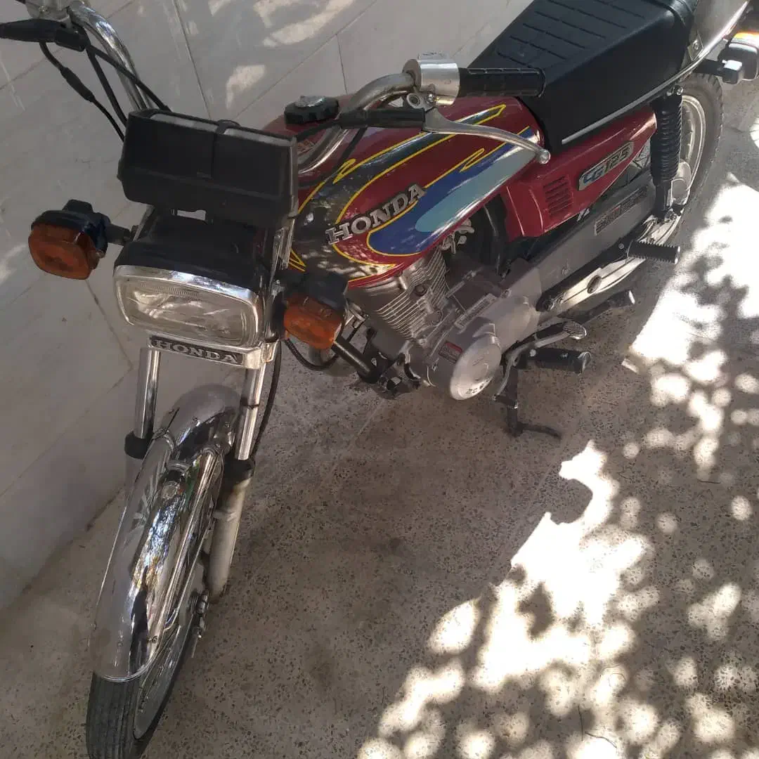 موتور سیکلت ۱۲۵ مدل ۹۴|موتورسیکلت|شیراز, شهرک رضوان|دیوار