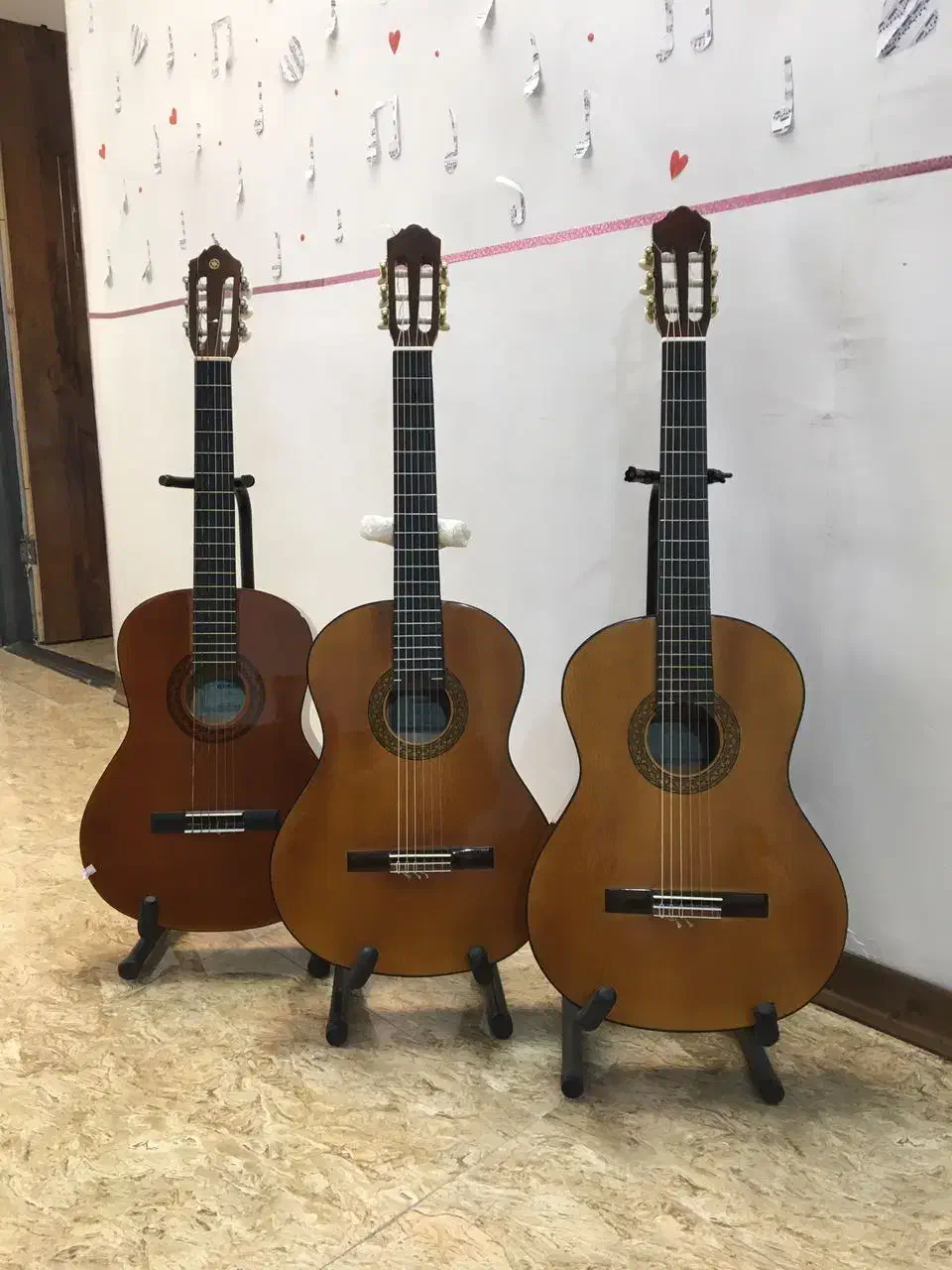 گیتار|گیتار، بیس، امپلیفایر|کرج, برغان|دیوار