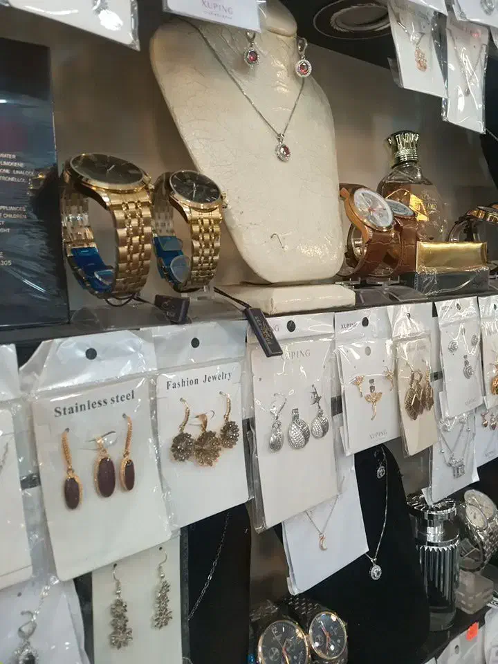 نیروی کار جهت همکاری|استخدام خدمات فروشگاه و رستوران|قزوین, |دیوار