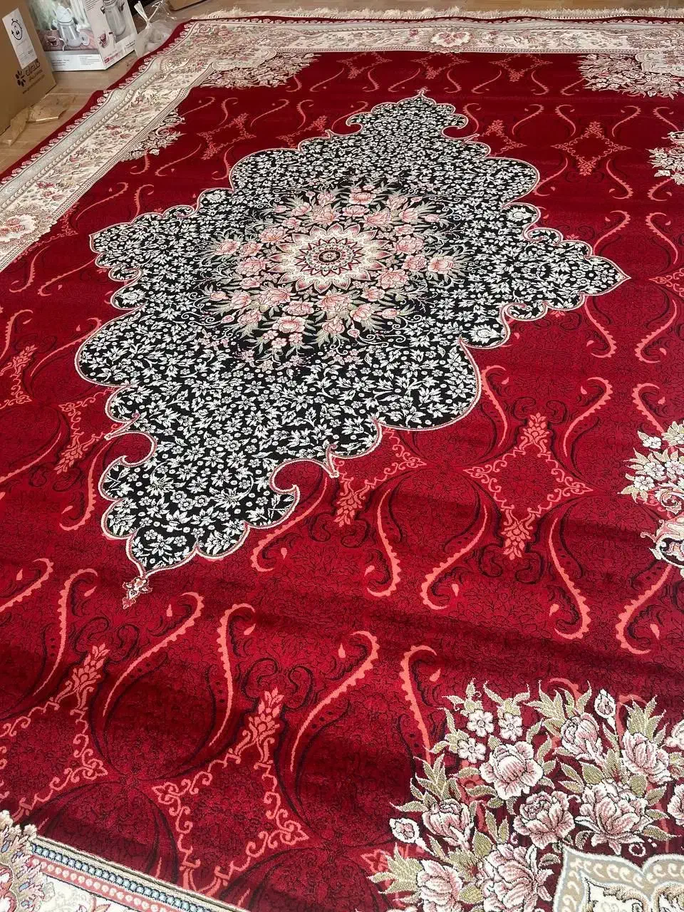 یک عدد فرش ۹ متری کاملا نو|فرش|پاکدشت, شهرک امام رضا|دیوار