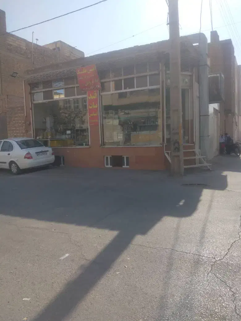 مغازه تجاری خیابان شهید مدنی کوچه قدس|فروش مغازه و غرفه|یزد, |دیوار