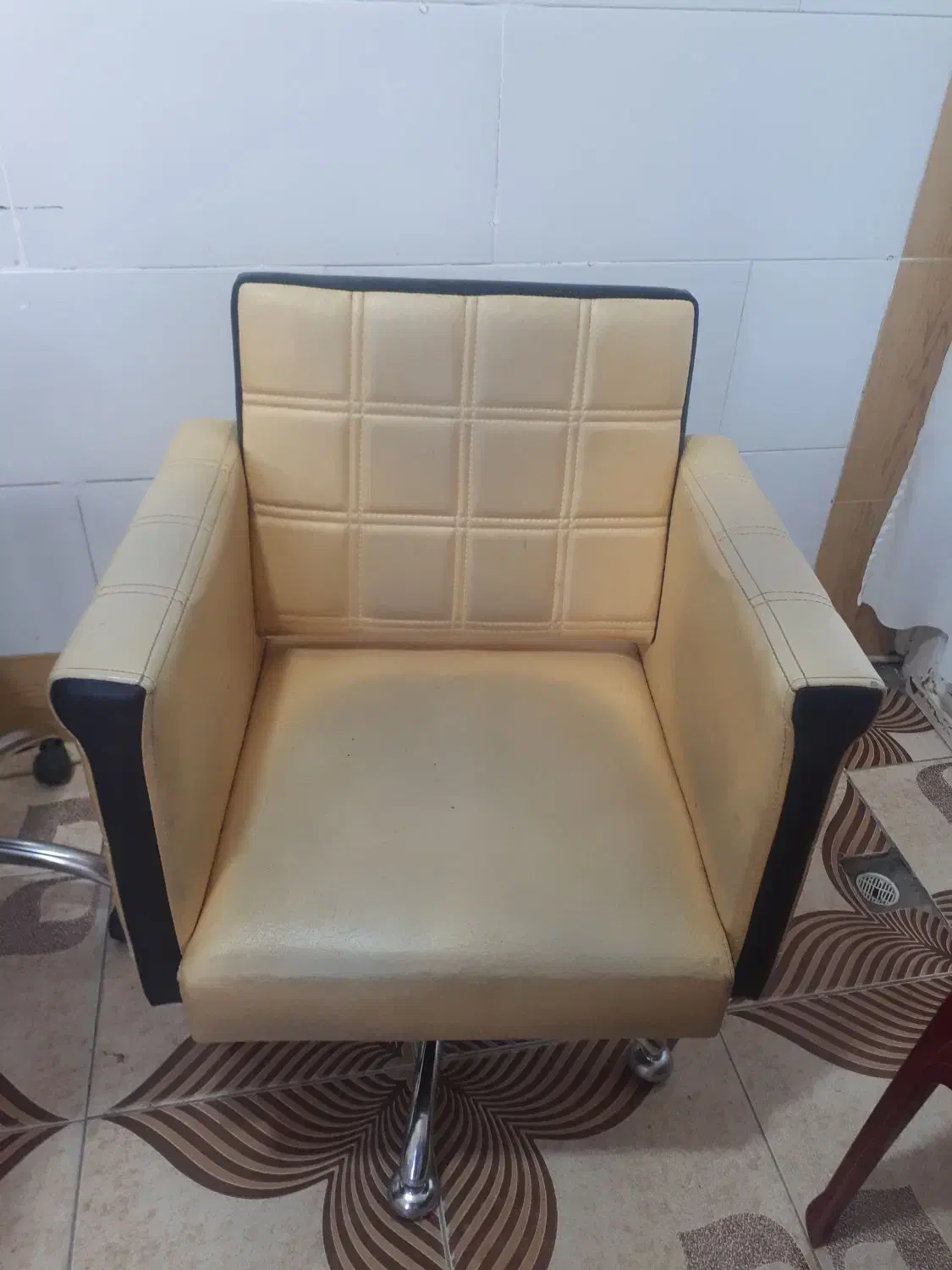 صندلی|صندلی و نیمکت|دورود, |دیوار