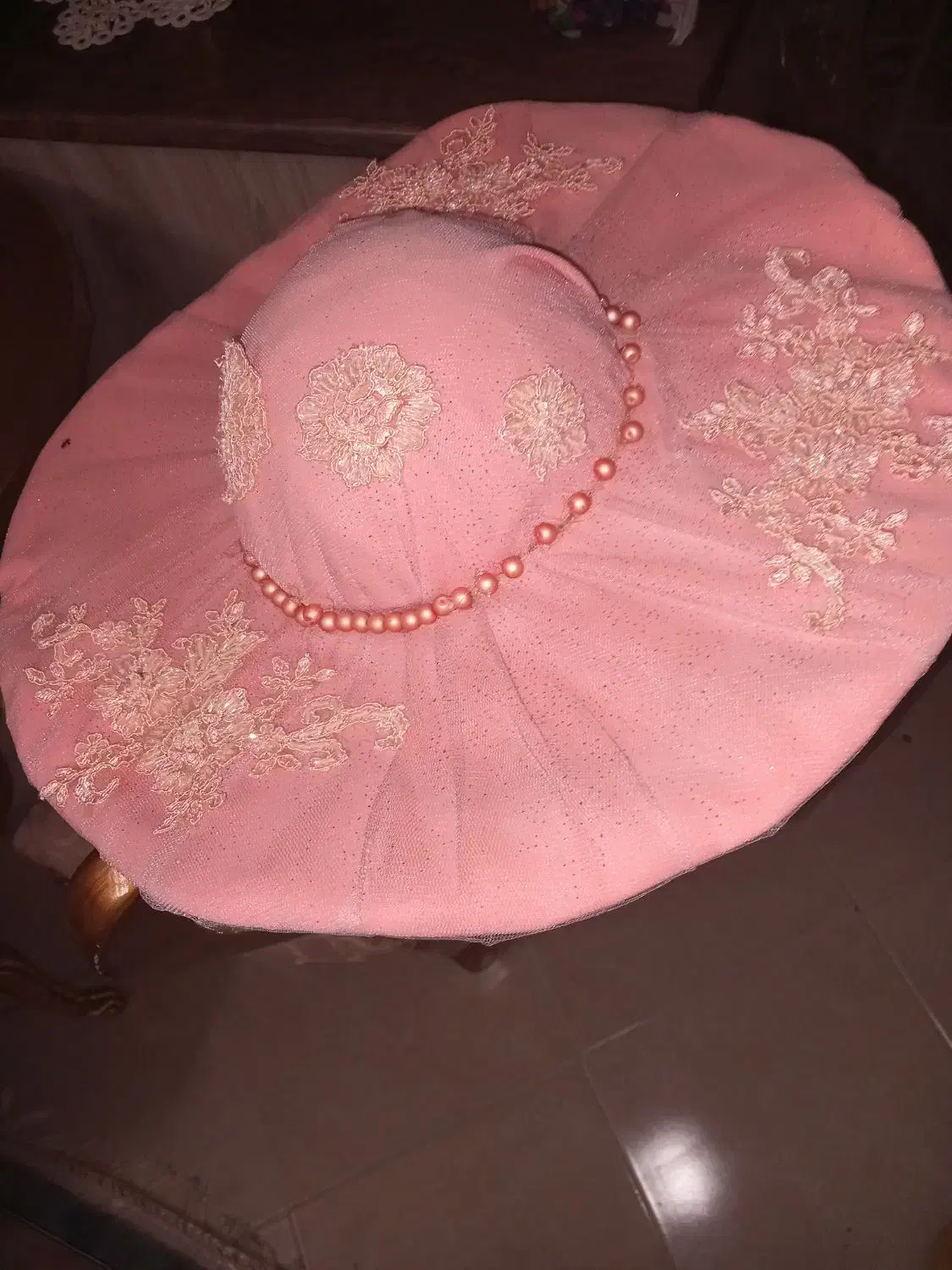 کلاه فرنگی|لباس|قزوین, |دیوار