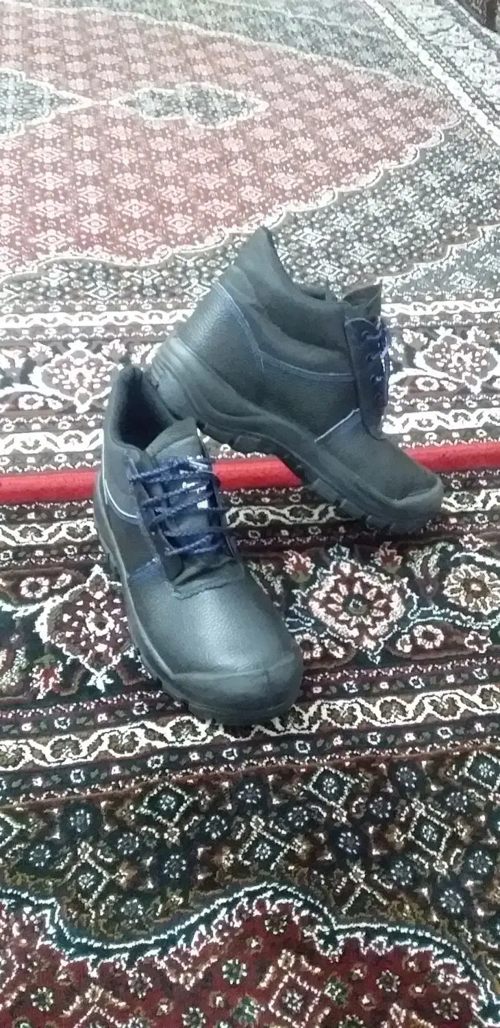 کفش ایمنی|کیف، کفش، کمربند|سنندج, |دیوار