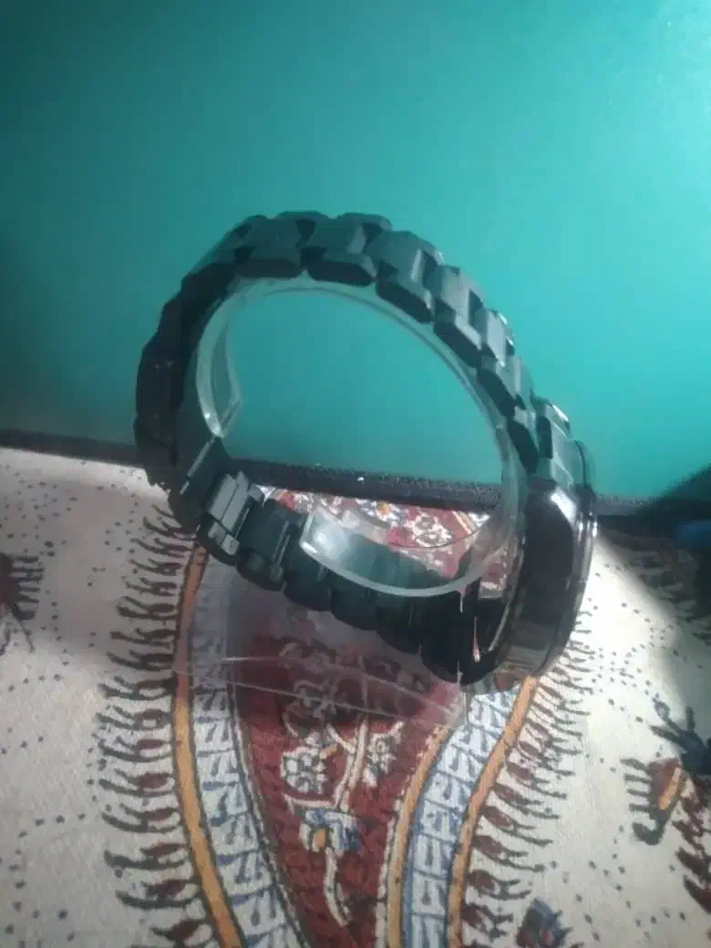 ساعت مچی|ساعت|برخوار, |دیوار