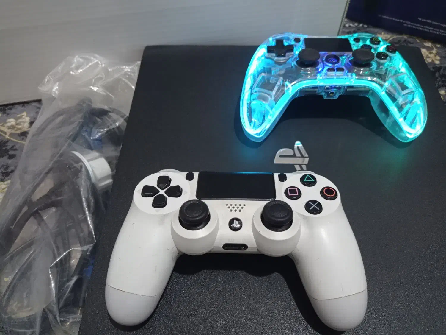 PS4 pro 1 tera|کنسول، بازی ویدئویی و آنلاین|فریدون‌کنار, |دیوار