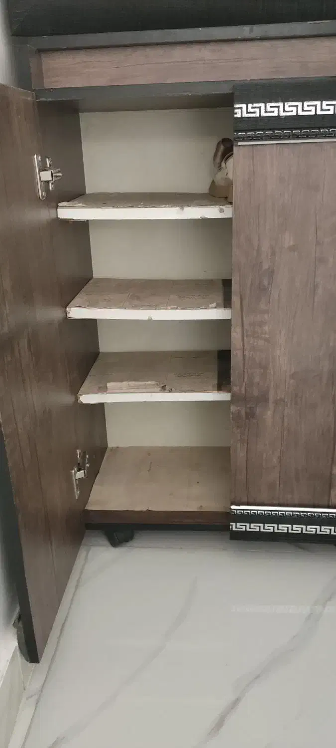 جاکفشی چوبی|جاکفشی، کمد، دراور|شوش, |دیوار