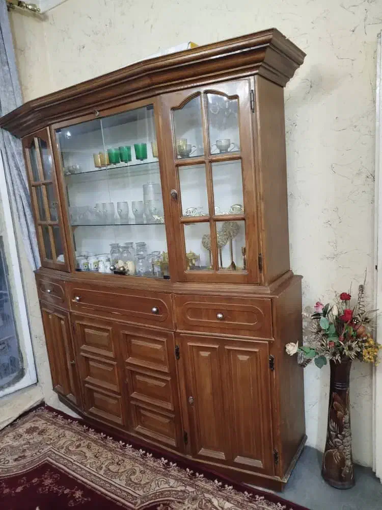 بوفه و ویترین چوب گردو|بوفه، ویترین، کنسول|شیراز, دشت چنار|دیوار