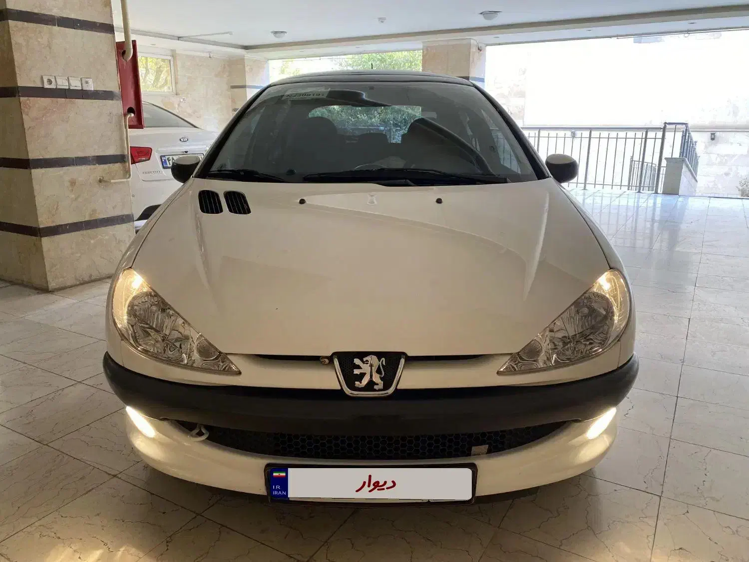 ۲۰۶ سقف شیشه ای ۱۴۰۱|خودرو سواری و وانت|کرج, گوهردشت|دیوار