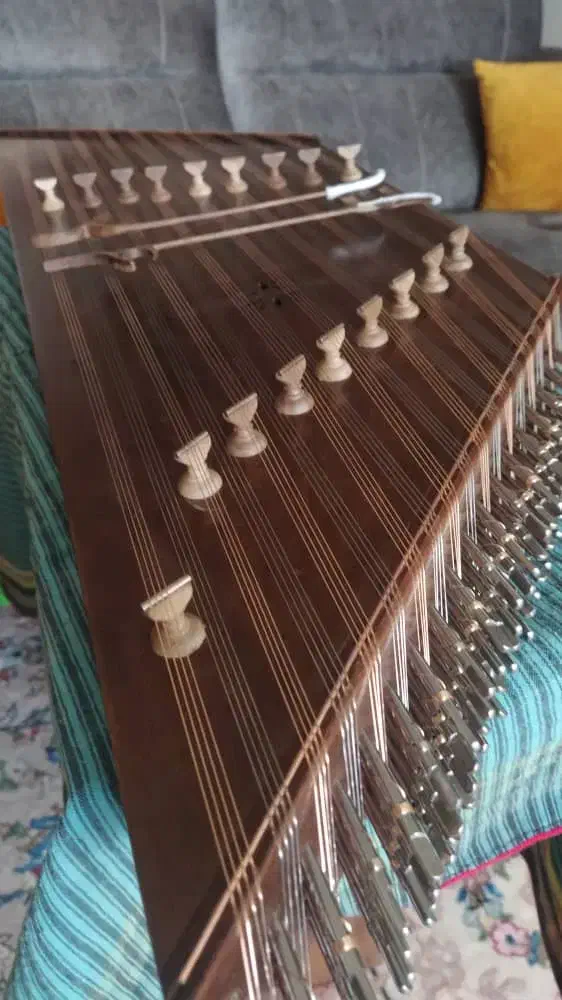 سنتور چوب گردو نوی نو 4مهر با جعبه حرفه ای|سازهای سنتی|اصفهان, احمدآباد|دیوار