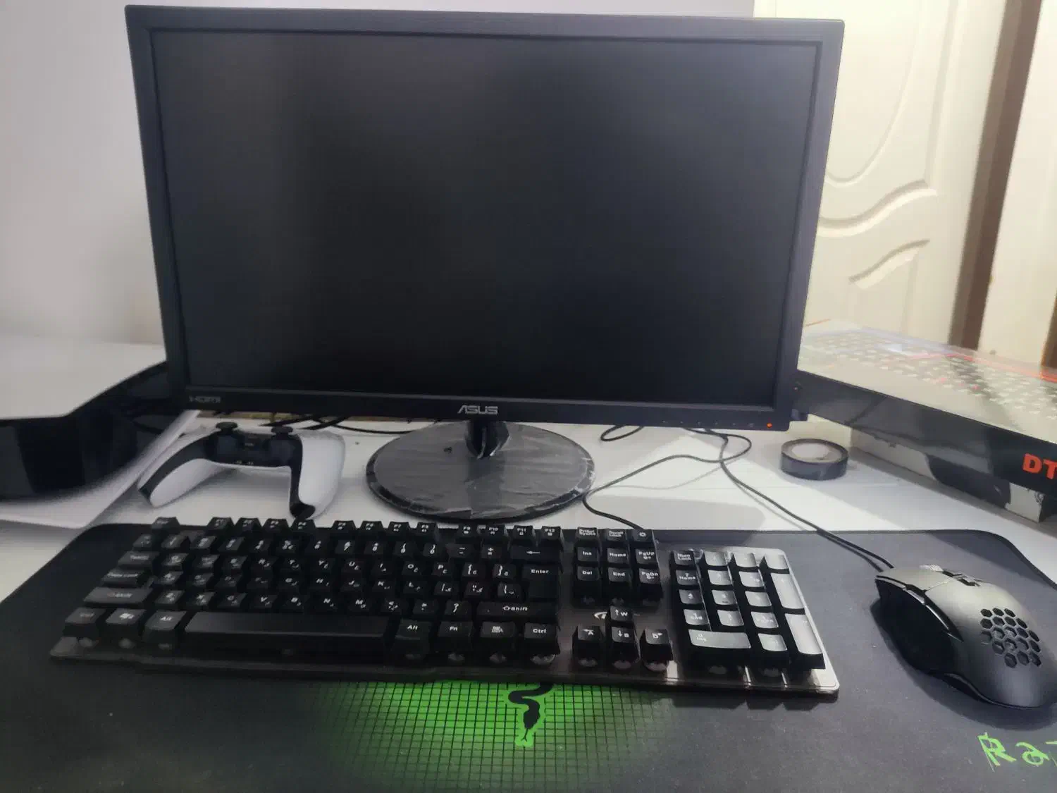 مانیتور 22اینچ ایسوس|قطعات و لوازم جانبی رایانه|اهواز, ۲۰۰۰واحدی|دیوار