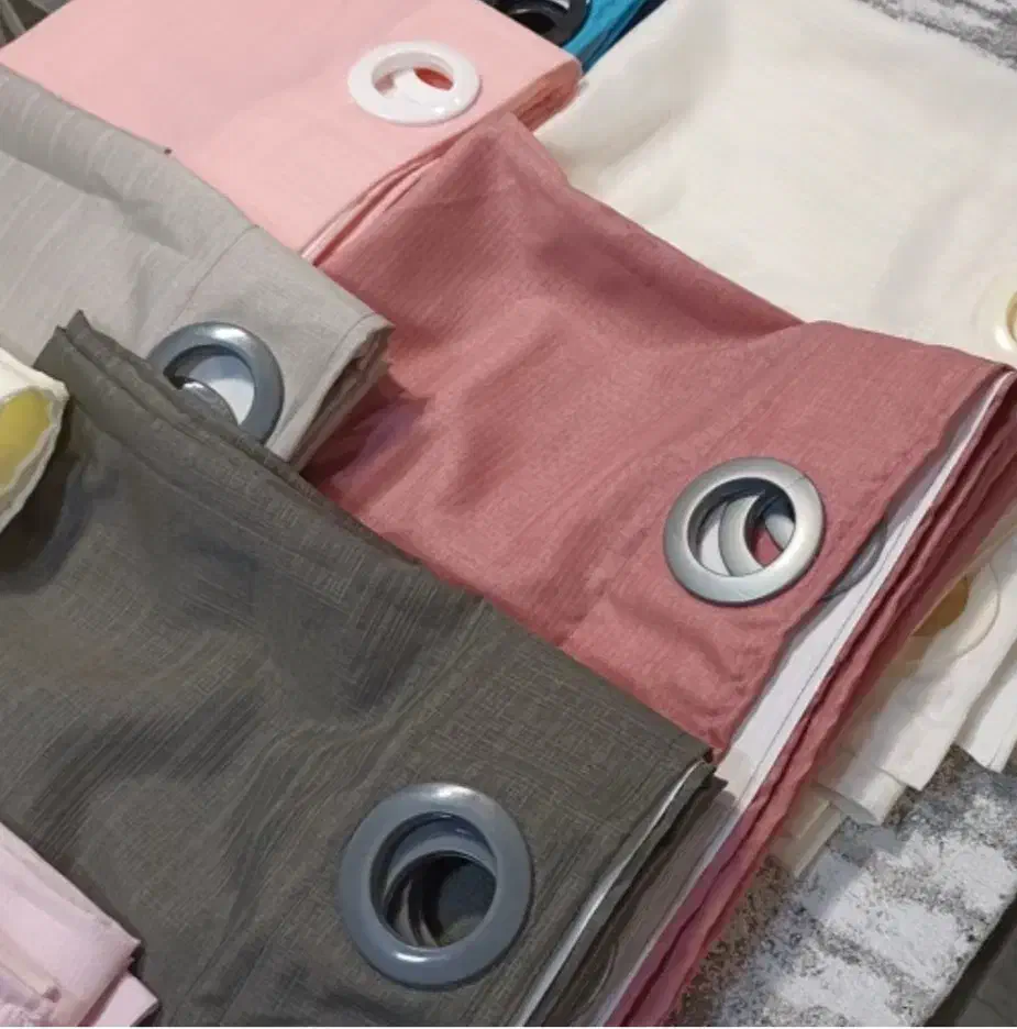 پرده آماده مخمل شنل و کتان حریر|پرده، رانر، رومیزی|کرج, المهدی|دیوار