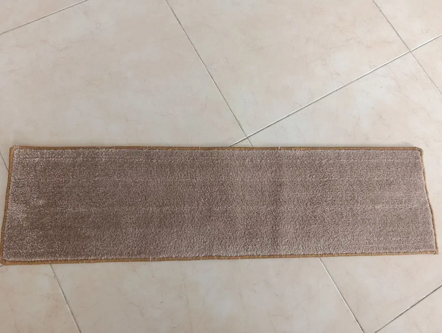 رو پله ای نو|فرش|الیگودرز, |دیوار