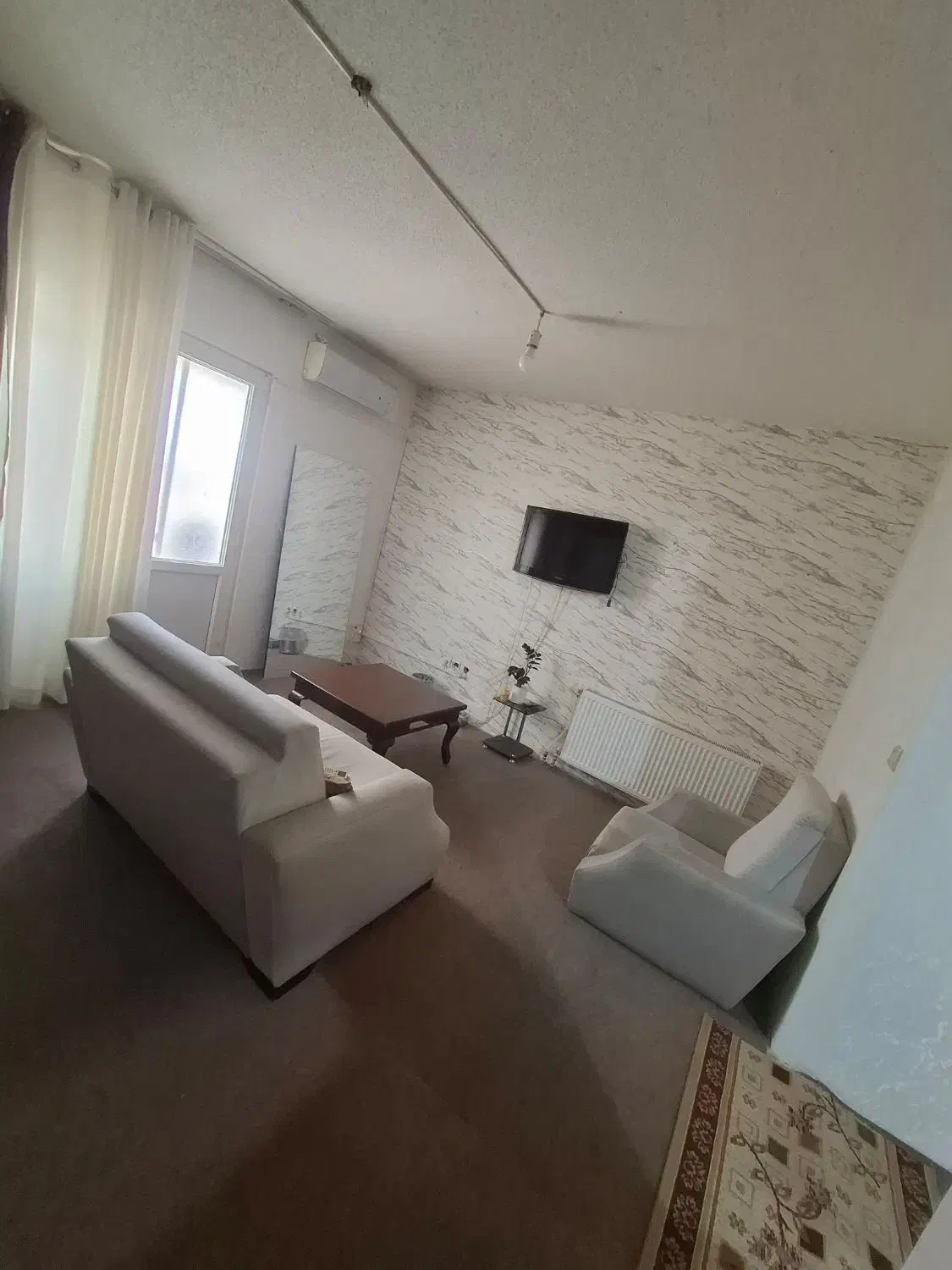 آپارتمان کوتاه مدت|اجارهٔ کوتاهمدت آپارتمان و سوئیت|پرند, فاز ۶|دیوار