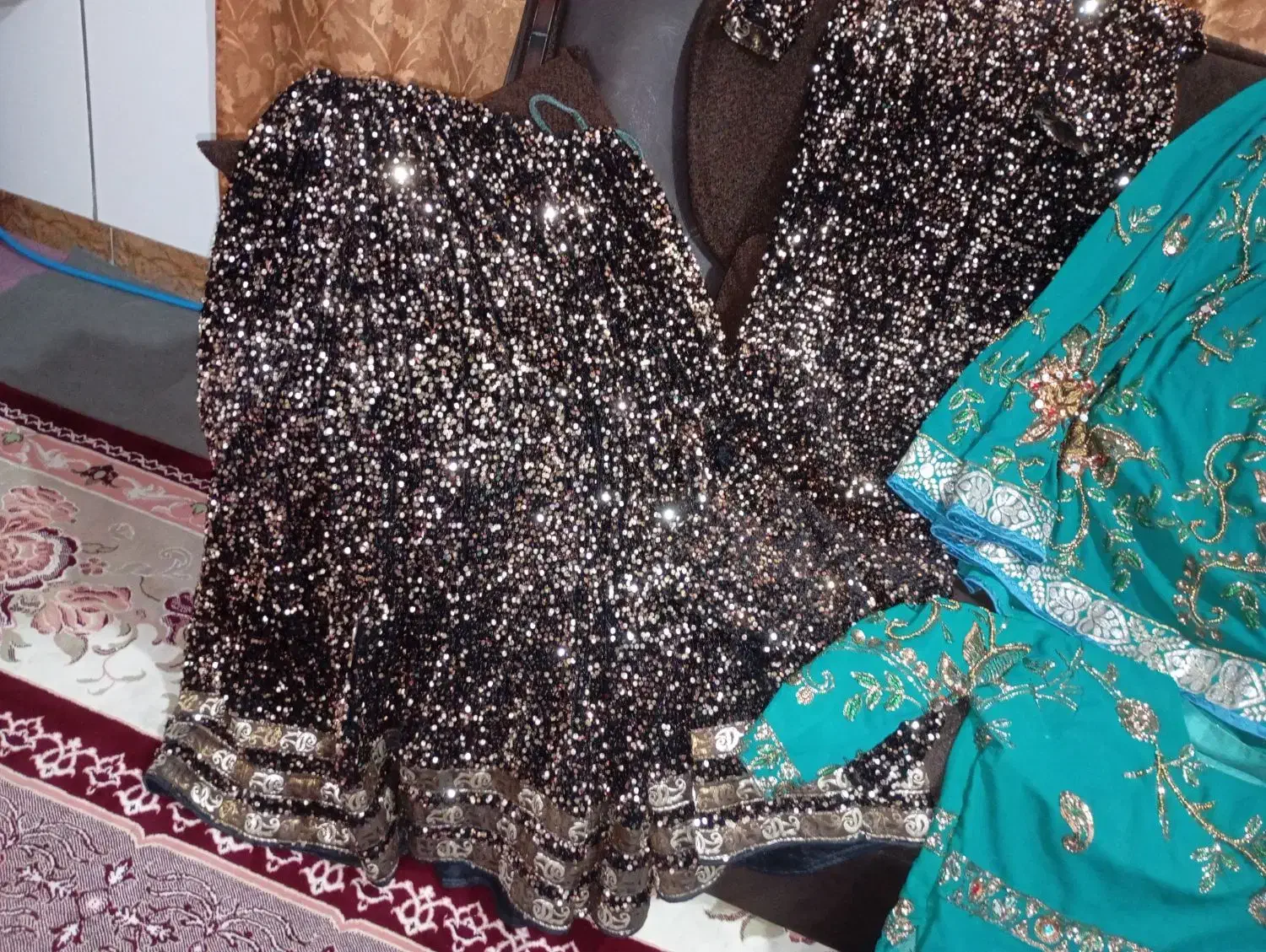 فروش لباس محلی|لباس|دوگنبدان, |دیوار