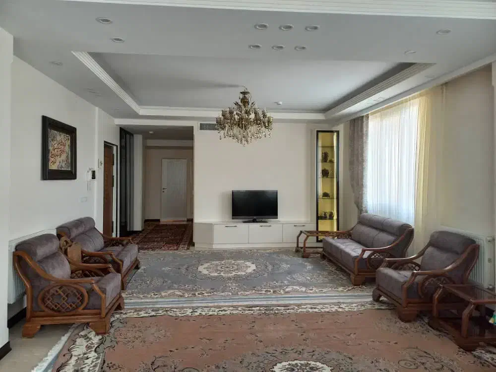 حسنی/۲۶۰مترویلایی/۲طبقه رو پیلوت/۳بر استخر دار/|فروش خانه و ویلا|اندیشه, اندیشه فاز ۵|دیوار