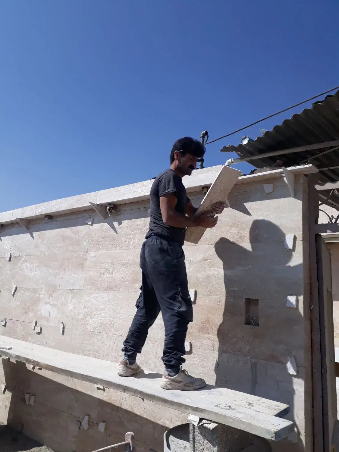 کاشی وسرامیک سیمانکاری|خدمات پیشه و مهارت|شیراز, لاله|دیوار