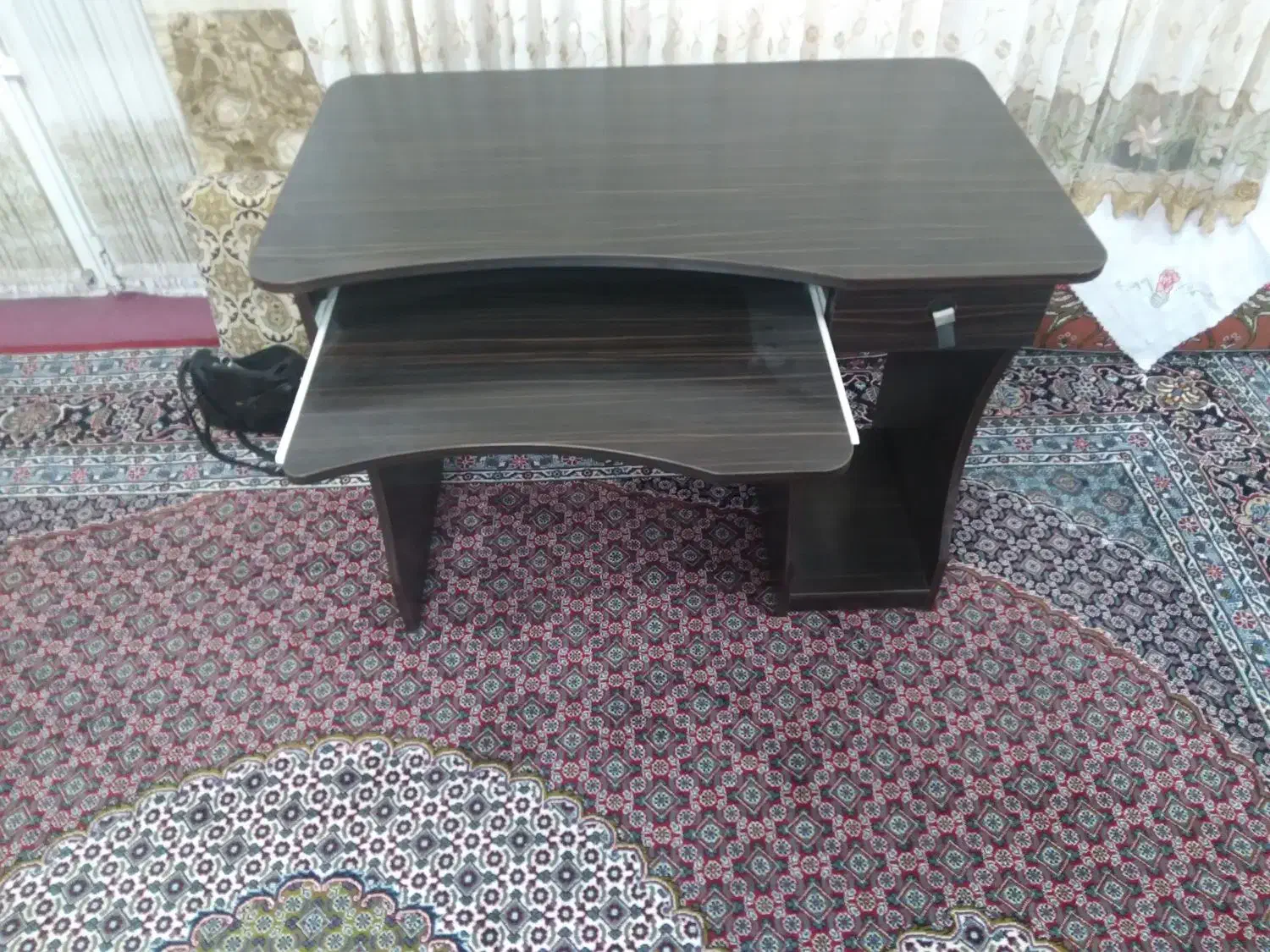 میزکامپیوتر|میز تحریر و کامپیوتر|قائن, |دیوار