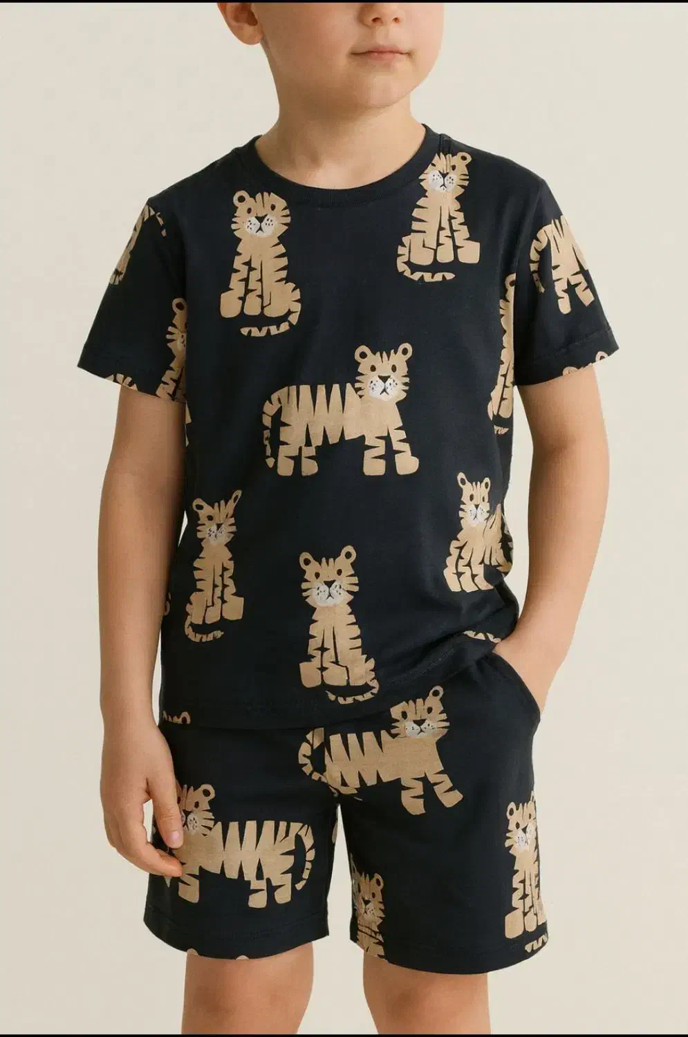 لباس کودک|کفش و لباس بچه|بندرعباس, |دیوار