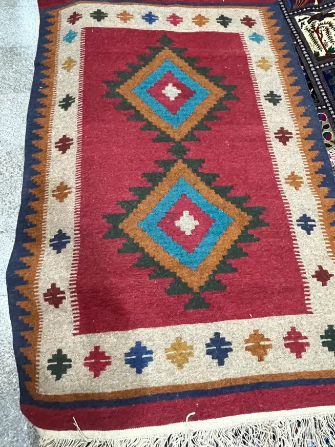 قالیچه دستباف نو ویژه روز مادر و شب یلدا|فرش|تربتحیدریه, شهید بهشتی|دیوار