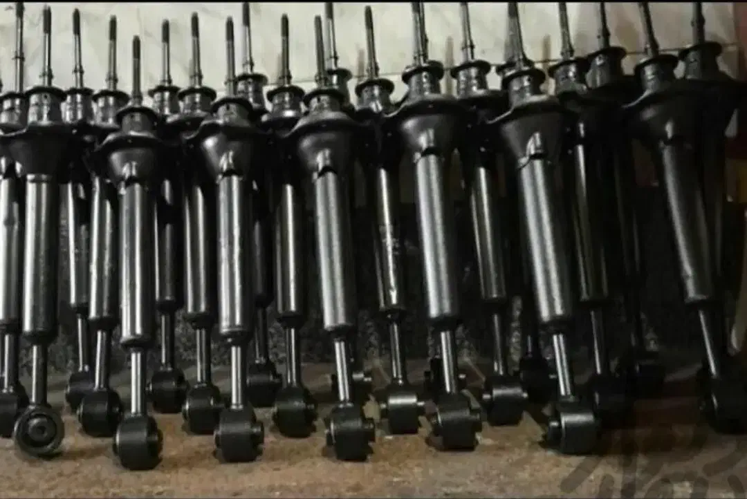 دنیای کمک فنر|قطعات یدکی و لوازم جانبی|قم, قلعه کامکار|دیوار