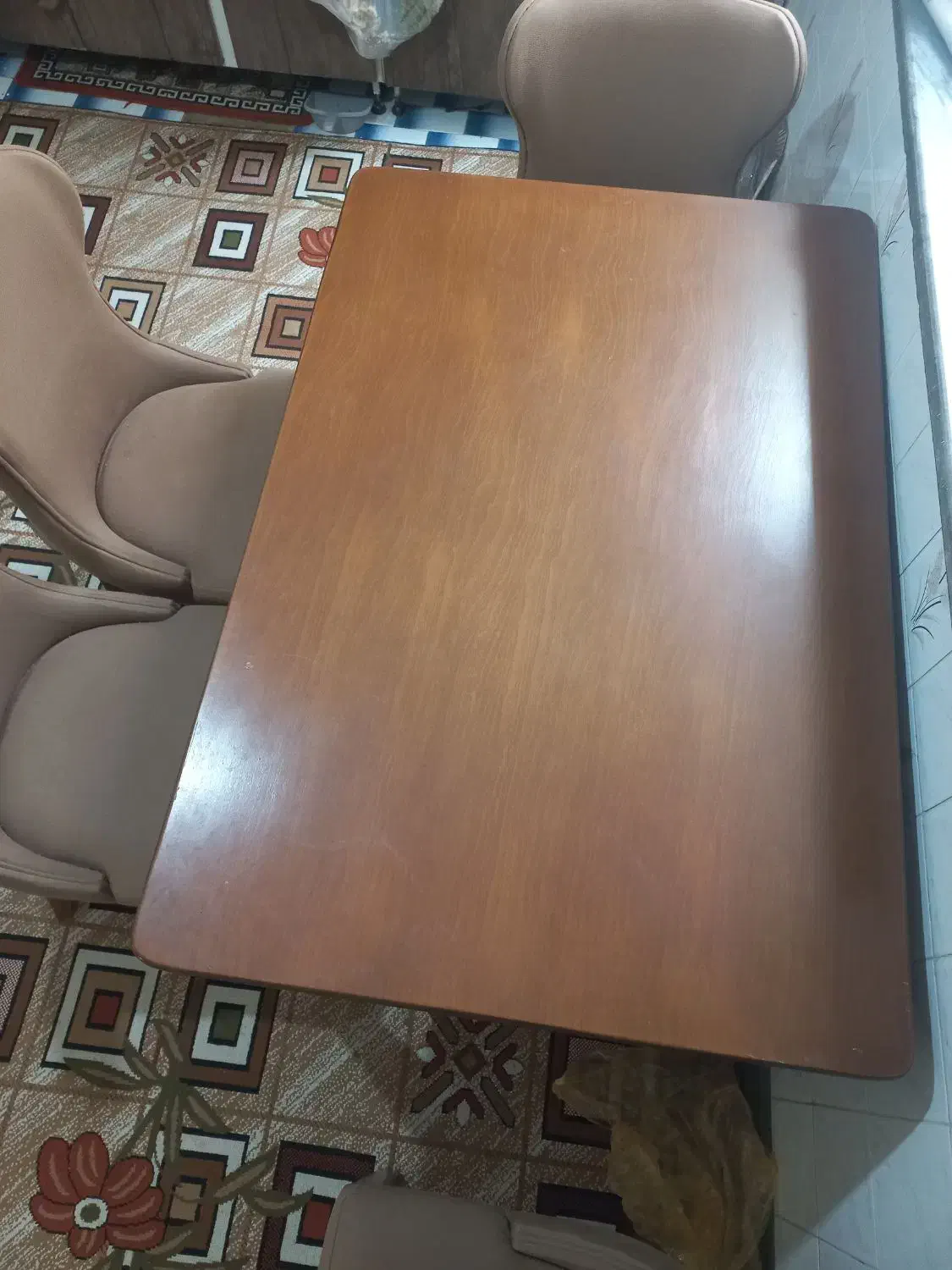 میز و صندلی ناهار خوری ۴ نفره در حد نو|میز و صندلی غذاخوری|شیراز, ریاستی|دیوار