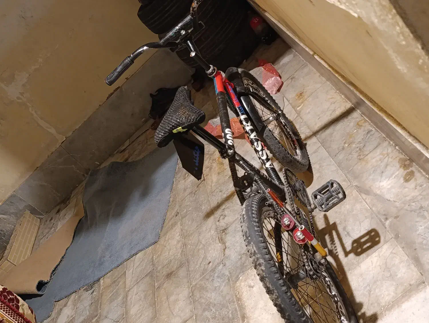 دوچرخه 20اساک|دوچرخه، اسکیت، اسکوتر|تهران, فلسطین (میدان انقلاب)|دیوار