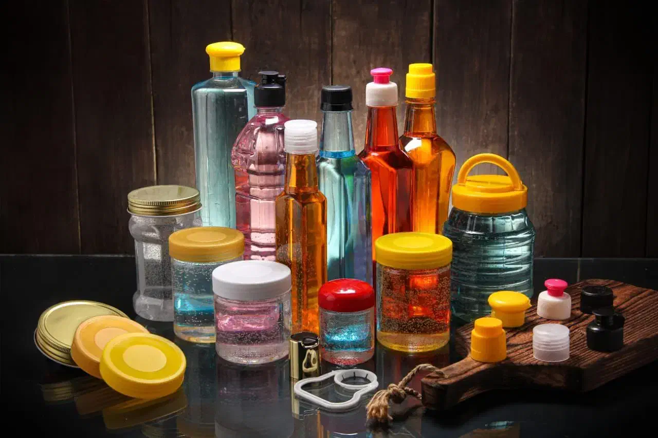 تولید کننده انواع پت پریفرم بطری جار ادویه پاش|ظروف نگهدارنده، پلاستیکی، یکبارمصرف|شهریار, رزکان|دیوار