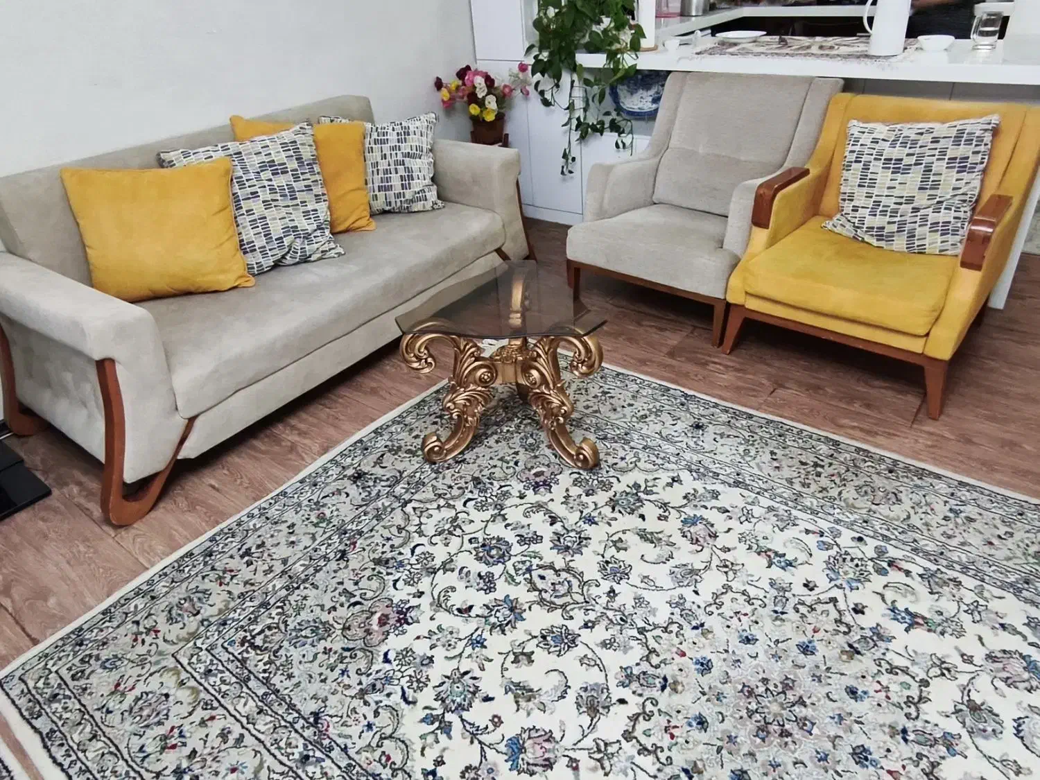 مبل|مبلمان خانگی و میز عسلی|شیراز, ابیوردی|دیوار