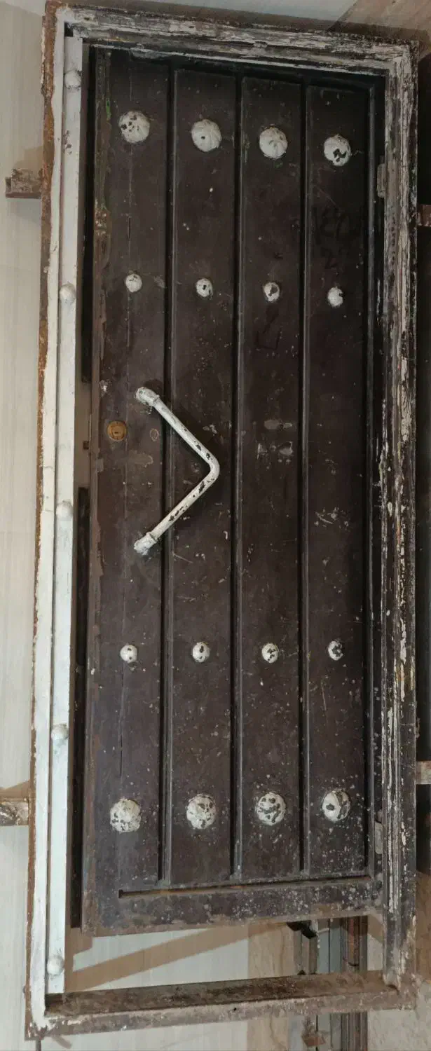 در حیاط دست دوم|مصالح و تجهیزات ساختمان|کوهین, |دیوار