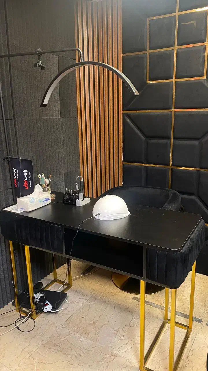 میز و ترولی ناخن|آرایشگاه و سالن‌های زیبایی|تهران, نصرت|دیوار