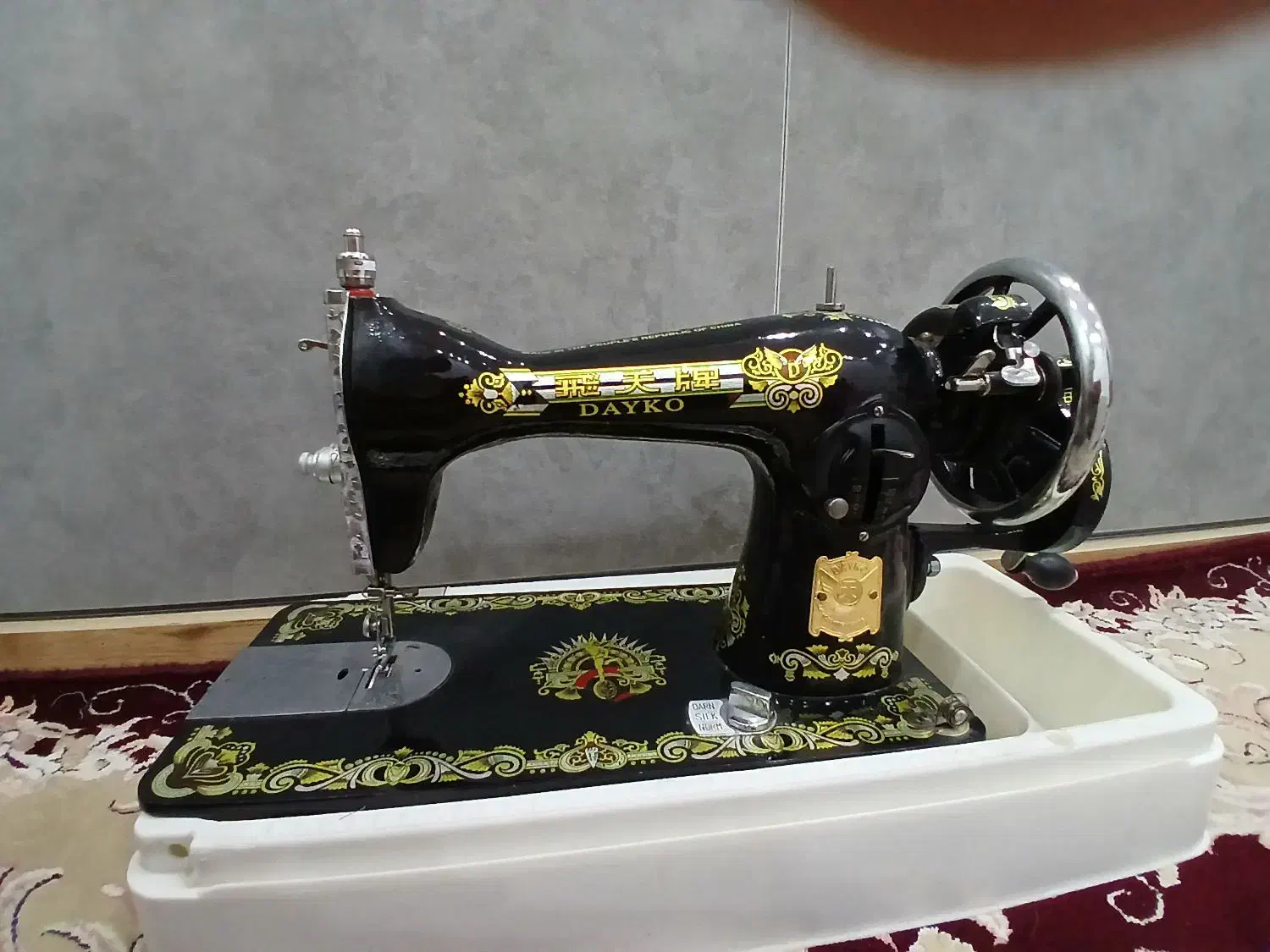 چرخ خیاطی دایکو|چرخ خیاطی و ریسندگی|گنبد کاووس, |دیوار