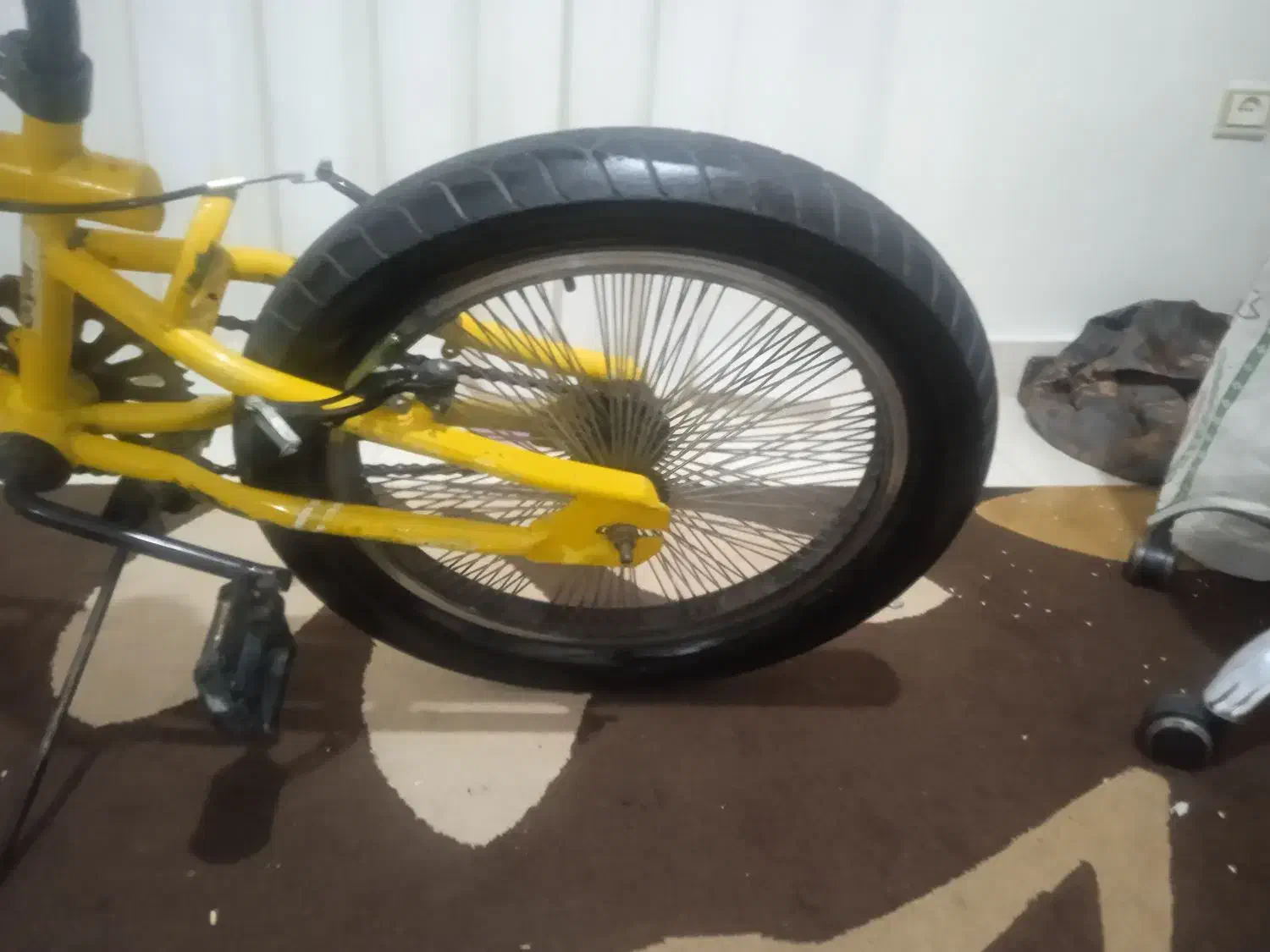 دوچرخه|دوچرخه، اسکیت، اسکوتر|رباط‌کریم, مسکن مهر آبشناسان|دیوار