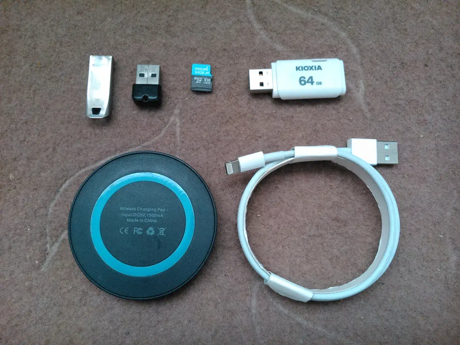 فلش و رم|لوازم جانبی موبایل و تبلت|تهران, آهنگ|دیوار