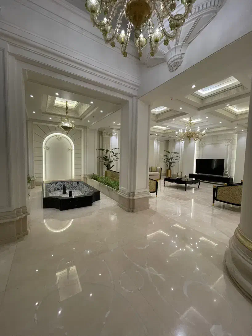 ۵۰۰ و ۲۵۰ متری تاپ لوکیشن زعفرانیه/برج کلاسیک