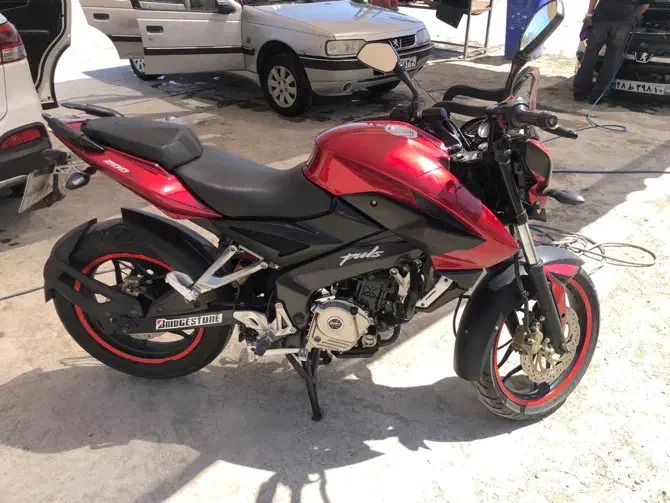 Ns200|موتورسیکلت|تهران, سعادت‌آباد|دیوار