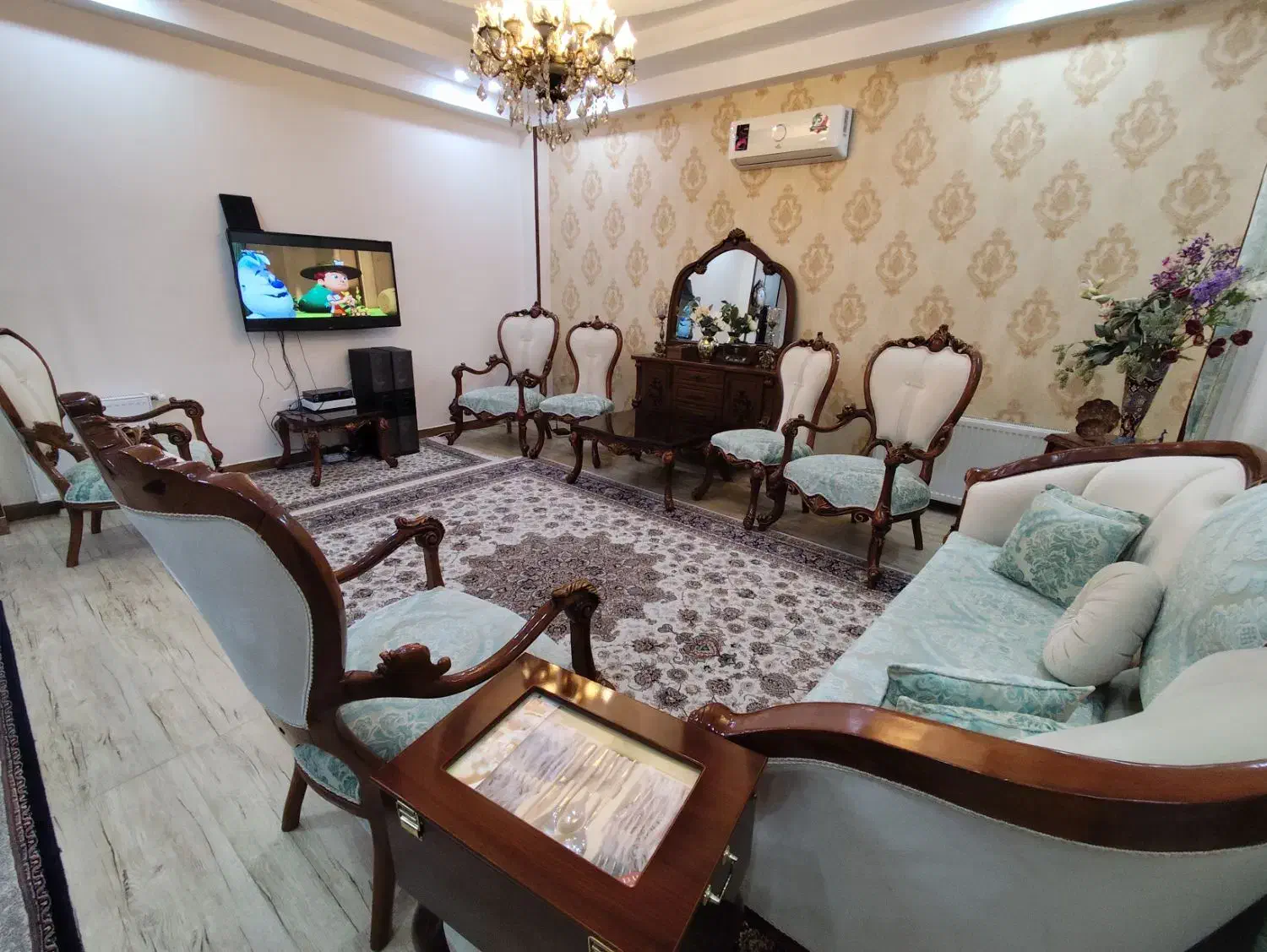 مبل استیل در حد نو چوب راش|مبلمان خانگی و میز عسلی|رشت, چله خانه|دیوار