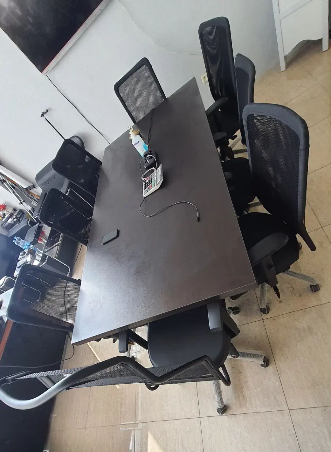 میز کنفرانس و صندلی انتظار|مبلمان اداری|رشت, شهرک قدس|دیوار