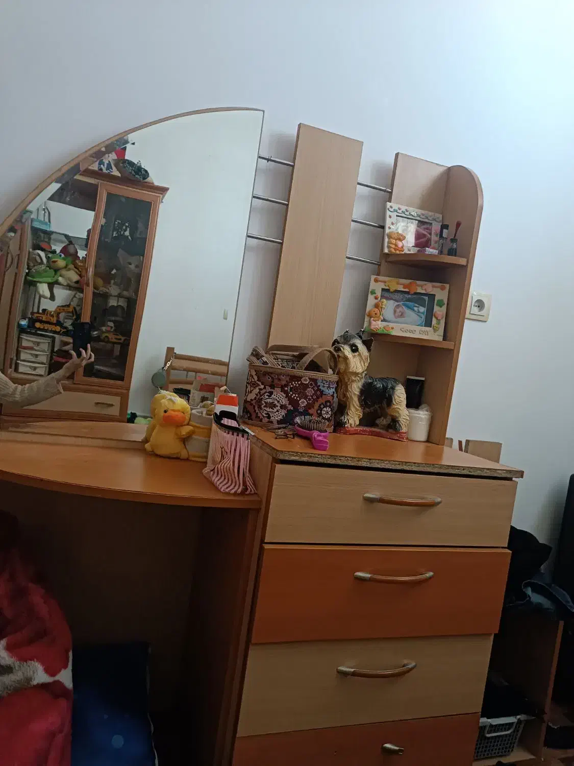 میز توالت|تخت و سرویس خواب|جهرم, |دیوار