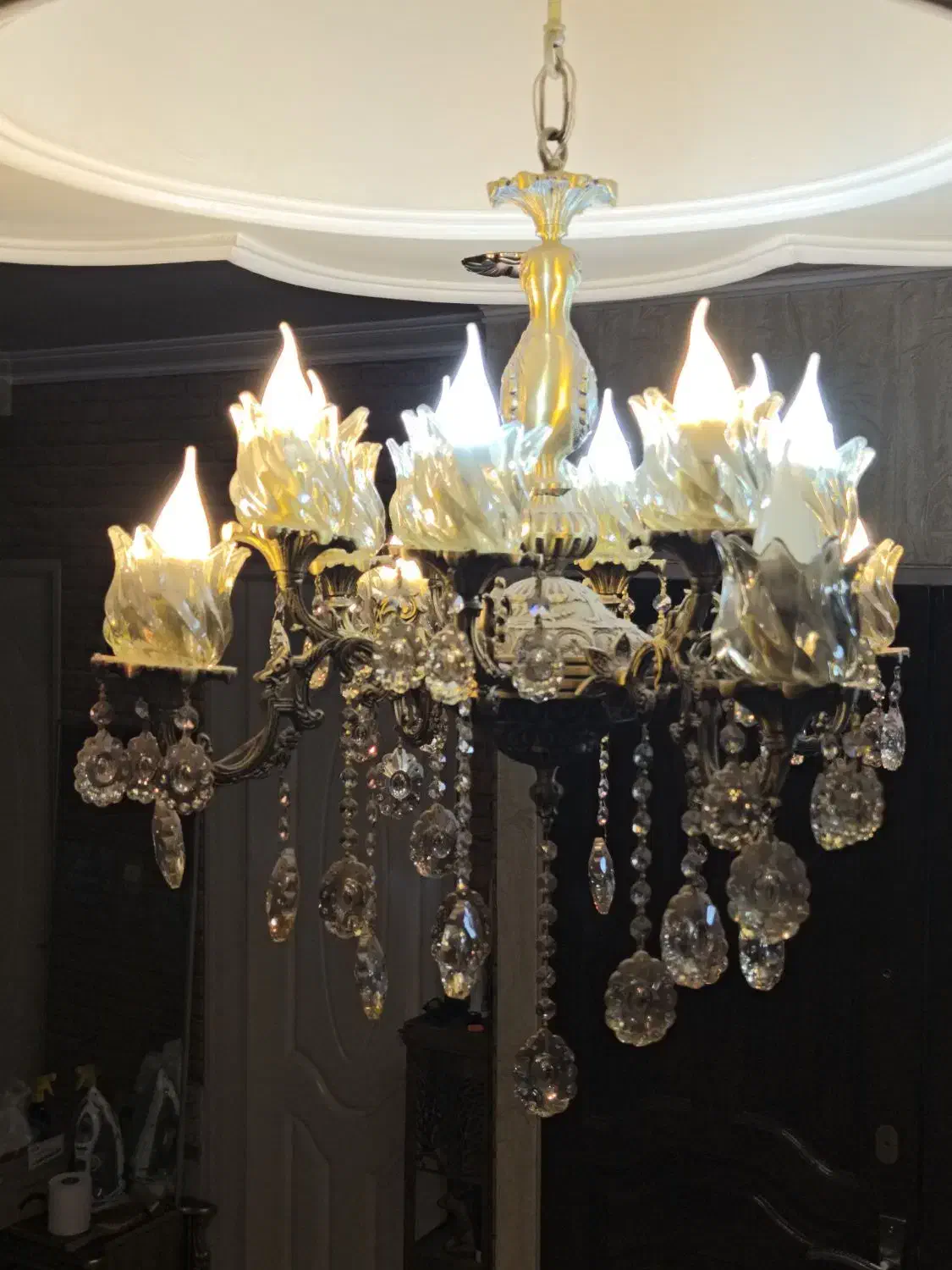 لوستر برنز ۸ شاخه ۱۲ شعله|لوستر و چراغ آویز|تهران, تولید دارو|دیوار