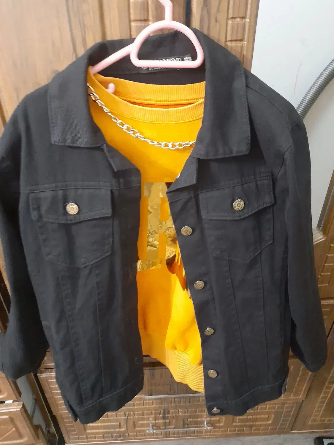 چند عدد لباس ،تمیز و در حد نو|کفش و لباس بچه|ورامین, ورامین|دیوار